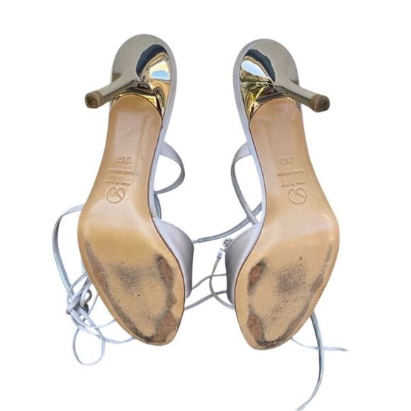 St. John ivory/pale gray/silver strappy sandal w/rhinestones. Made in Italy. Siz - Picture 8 of 13
